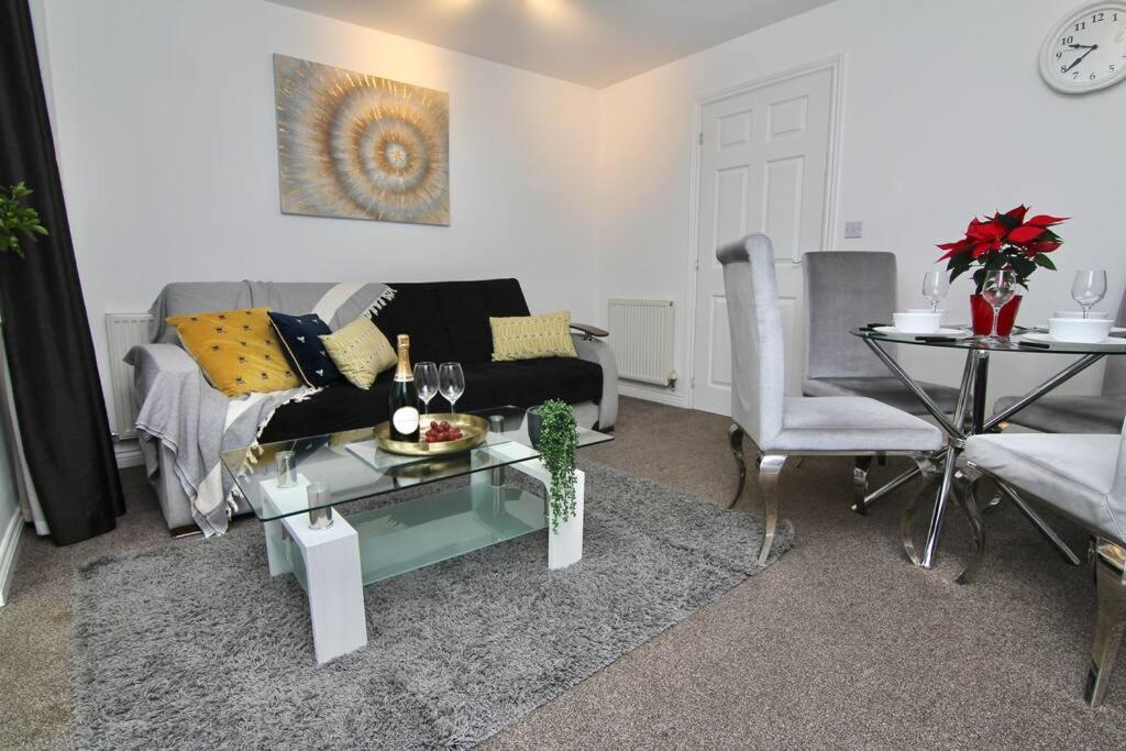 Daimler House - Cosy Home Near Coventry City Centre Екстериор снимка
